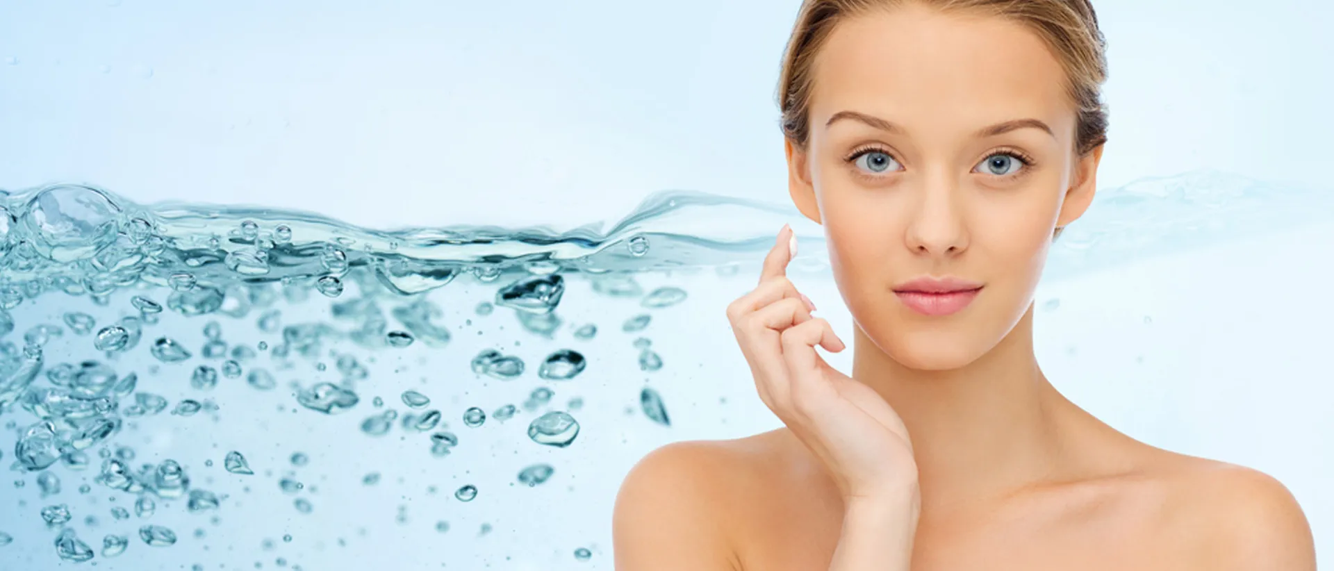 HydraFacial treatment in Hyderabad instantly cleans and hydrates the skin. Girl with clear and hydrated skin.
